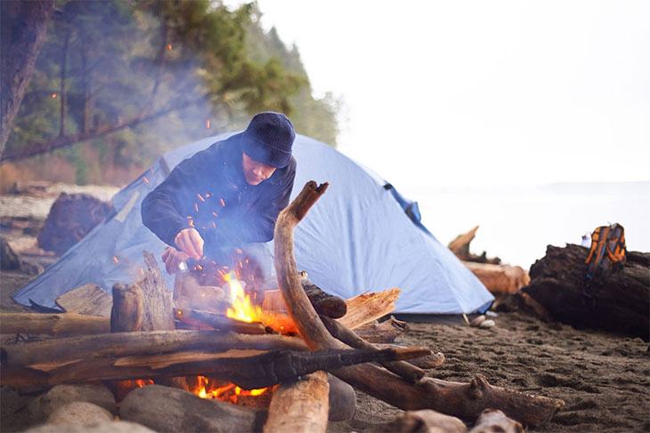 how to keep warm when camping in a tent