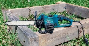 Cut With Ease With The Best Electric Chainsaw